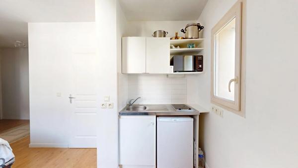 Location                                                      Appartement
                        
                     1 pièces                      20 m2                     à Corbeil-Essonnes