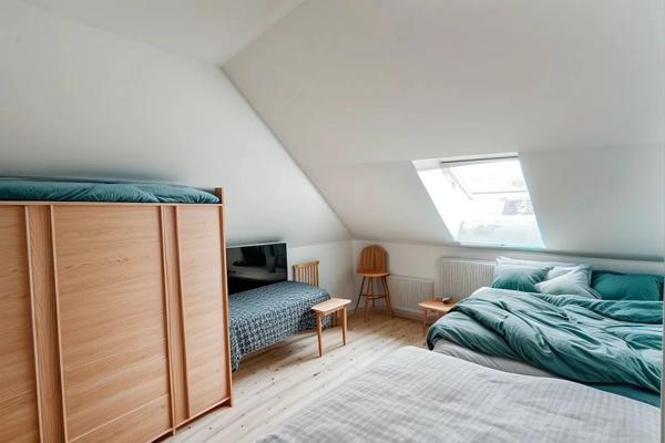 Dpt Finistère (29), immeuble à vendre Rosporden - Deux appartements - local commerciale - habitations.