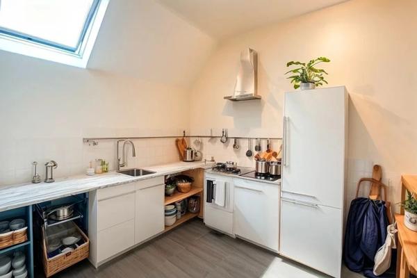 Dpt Finistère (29), immeuble à vendre Rosporden - Deux appartements - local commerciale - habitations.