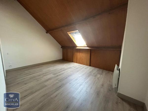 Appartement à louer 2 pièces 44.32m² Alençon (61000)
