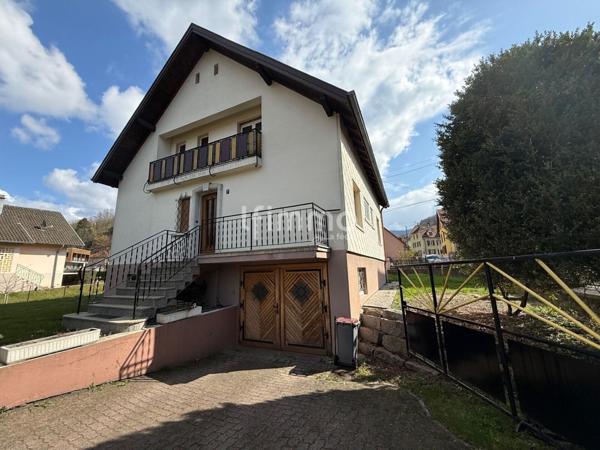 Maison familiale avec grand terrain constructible
