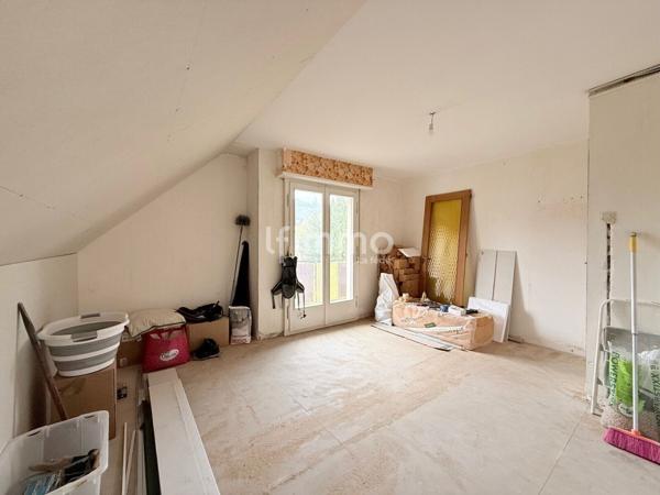 Maison familiale avec grand terrain constructible