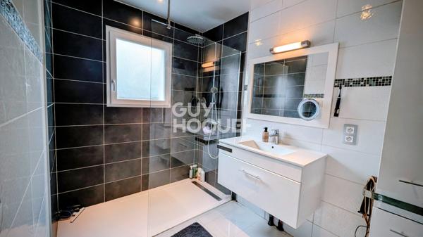 Evironnement calme - fond d'impasse, plain-pied fonctionnel et lumineux