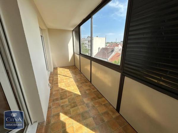 Appartement à louer 3 pièces 69.24m² Dijon (21000)