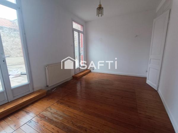 Maison de ville de 227 m2 avec garage