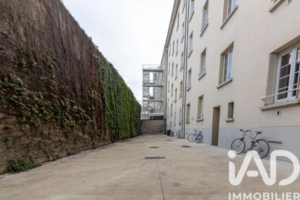 Appartement à vendre 4 pièces 94 m² Lyon 8