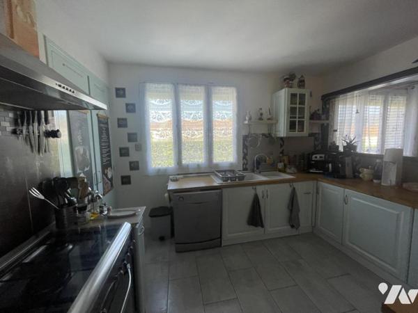 Villa individuelle avec un appartement meublé loué