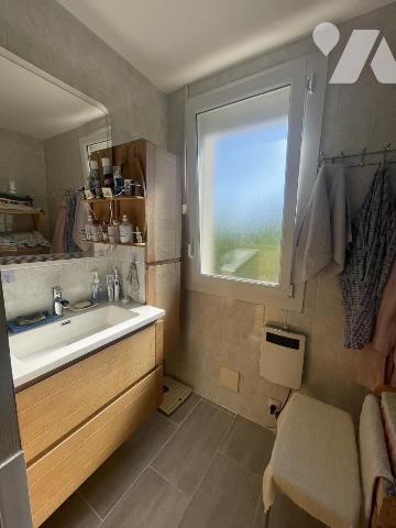 Villa individuelle avec un appartement meublé loué