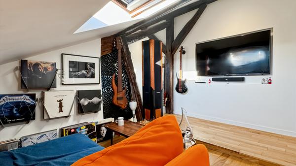 Versailles (78000) Charmant deux-pièces sous les toits au cœur de Versailles !