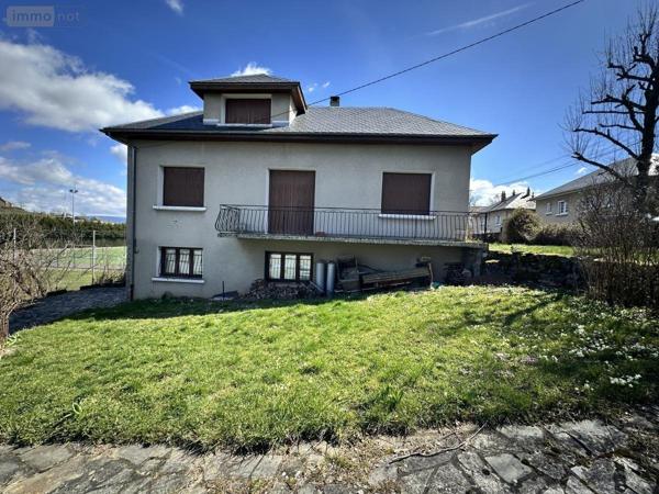 Maison à vendre à Saint-Flour dans le Cantal (15100), ref : 15046-75