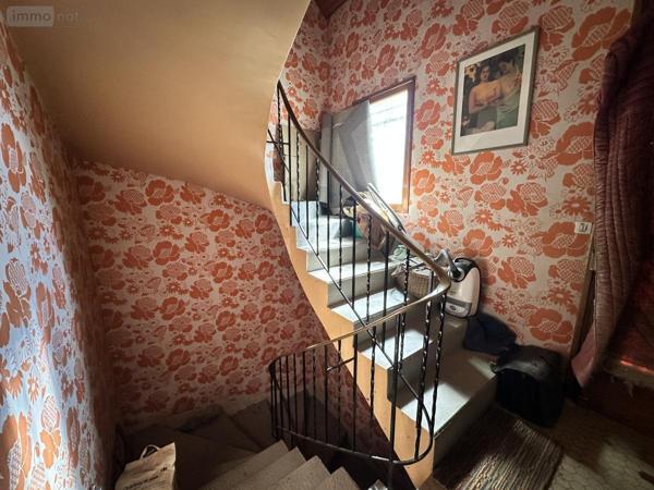 Maison à vendre à Saint-Flour dans le Cantal (15100), ref : 15046-75