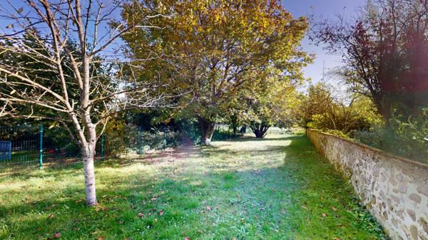 Vente d'une Maison Familiale 5 chambres avec Jardin