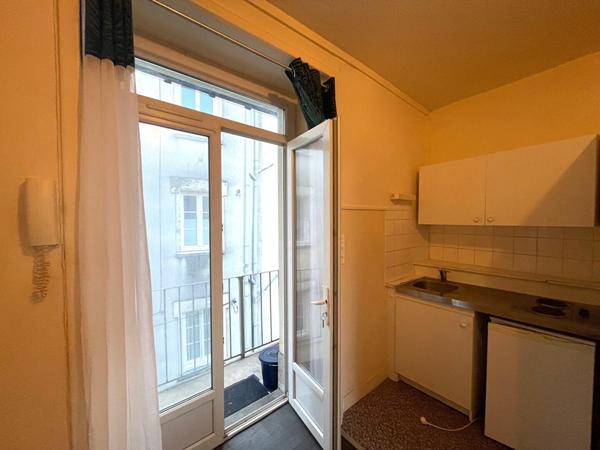 Location appartement Nantes : 421 € - AJP Immobilier Nantes Est