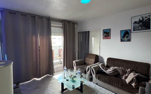 Appartement à vendre    4 pièces • 68,48 m2 Aulnay-sous-Bois