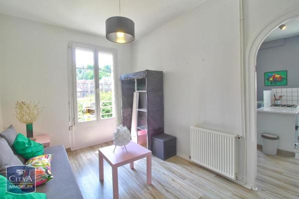 Appartement à louer 1 pièce 32.6m²