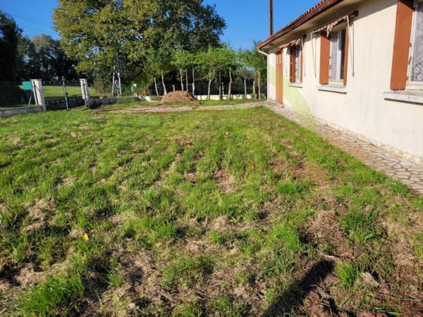 Maison à SAINT BONNET SUR GIRONDE (17150)
