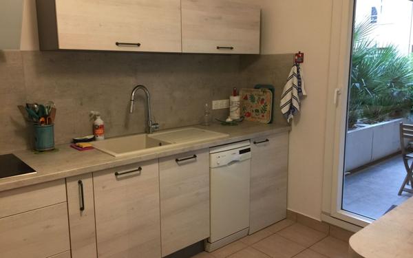 Appartement à vendre    3 pièces • 73,68 m2 Avignon