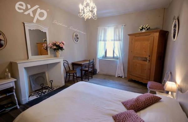 Maison de village avec sa cour de 30 m²