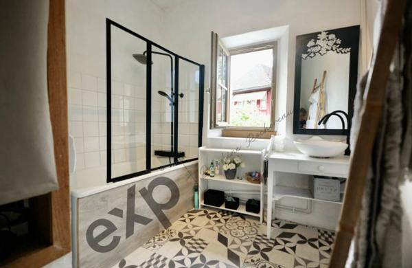 Maison de village avec sa cour de 30 m²