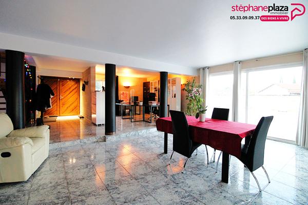 Maison 8 pièces 296 m2