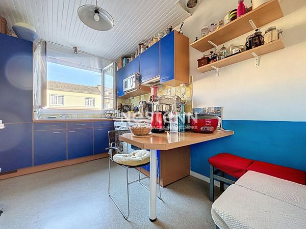 ISSY LES MOULINEAUX - Vente d'un appartement comme une maison 4 pièces avec terrasses