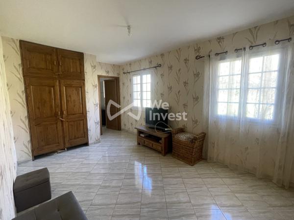 Beau Plain-pied sur un beau terrain de 937m² dans la commune de Pommeuse !
