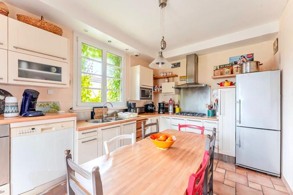 Maison 7 pièce(s) 234 m2