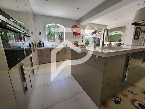 Maison 6 pièces 180 m2