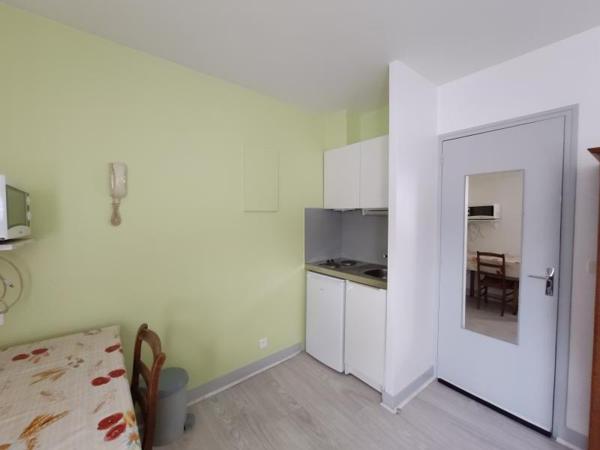 Appartement 1 pièce 14.75 m2