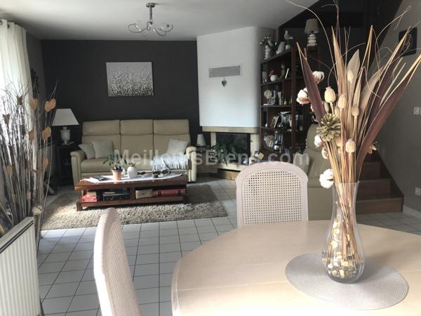 PAVILLON INDIVIDUEL 5 PIECES 3 CHAMBRES DONT UNE SUITE PARENTALE