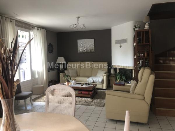 PAVILLON INDIVIDUEL 5 PIECES 3 CHAMBRES DONT UNE SUITE PARENTALE