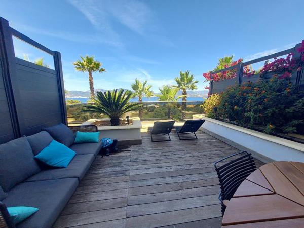 Porticcio Appartement T2 récent avec vaste terrasse vue mer Porticcio (20166)