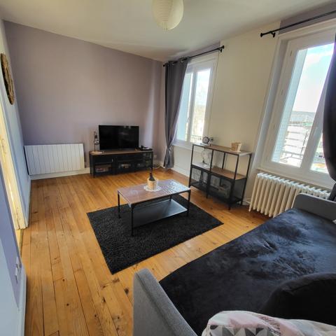 Duplex proche centre ville Riom es Montagnes (15400)