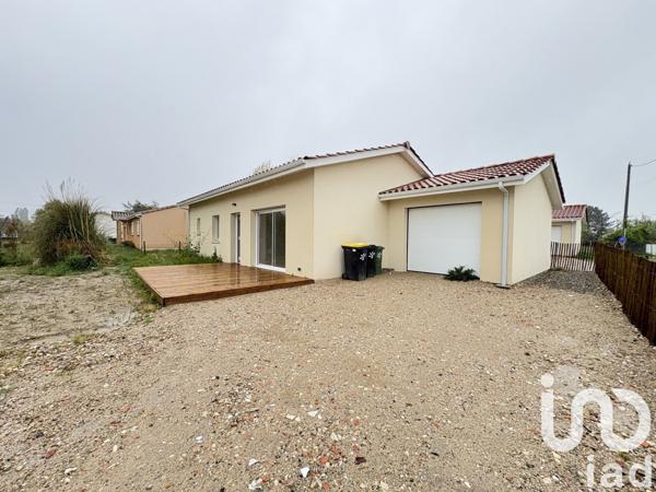 Maison 4 pièces de 85 m² à Soulac-sur-Mer (33780)