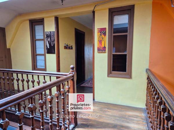 Maison pour investisseurs, petite entreprise, ou partculiers