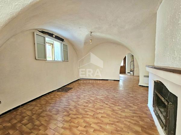 LANÇON PROVENCE - Maison de Village de 95m² avec jardin privatif - 3 chambres - Combles aménageables