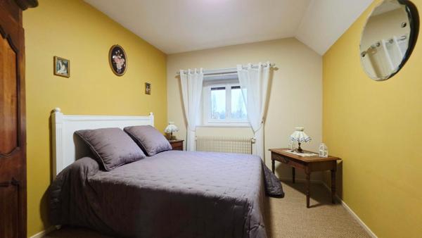 SAINT DOULCHARD MAISON 7 PIECES 6 CHAMBRES GRANGE DEPENDANCES