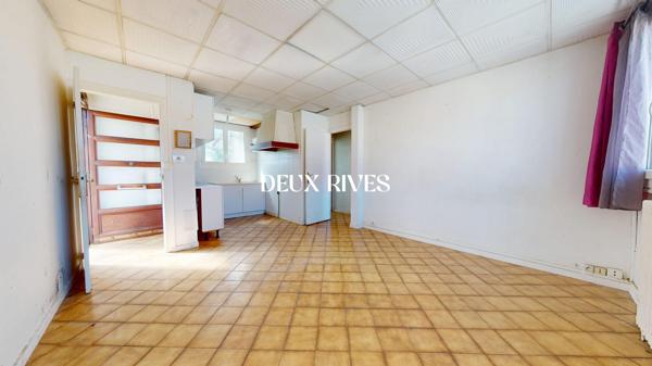 Rezé Maison à Rénover avec garage et potentiel d'agrandissement