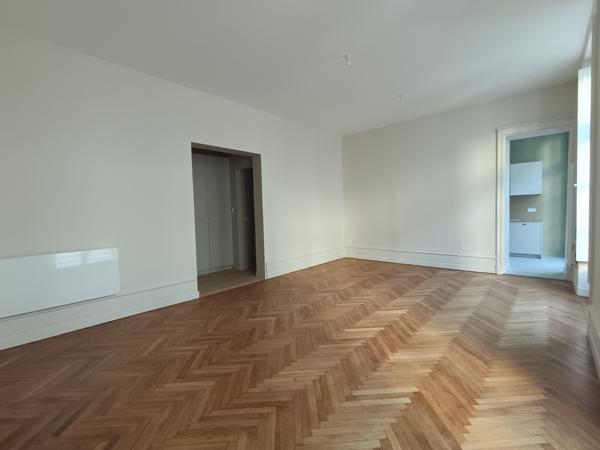 Location appartement 3 pièce(s) 91 m²