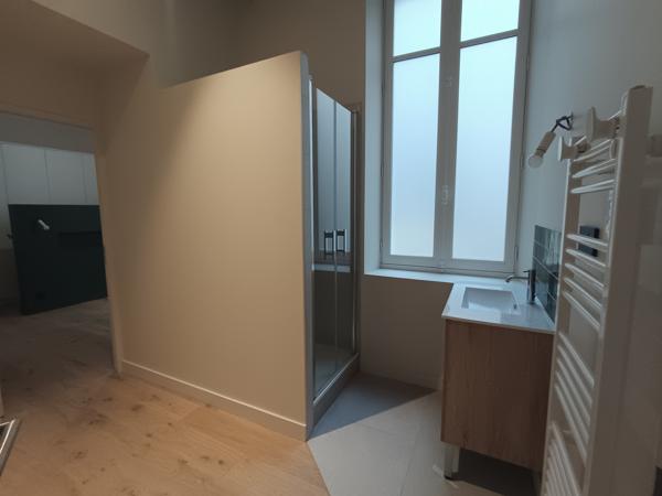 Location appartement 3 pièce(s) 91 m²