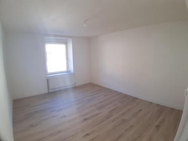 Location Appartement 59 m² - Plainfaing 88230