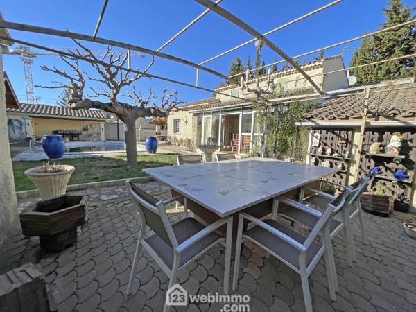 Maison 105 m² à Morières-lès-Avignon 84310