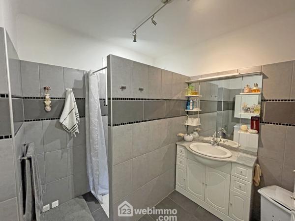Maison 105 m² à Morières-lès-Avignon 84310