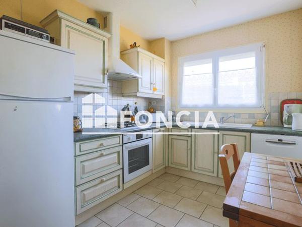 À vendre Appartement 4 pièces 90 m² - Rochefort 17300