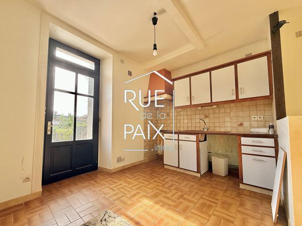 79200 PARTHENAY Maison de ville à Parthenay