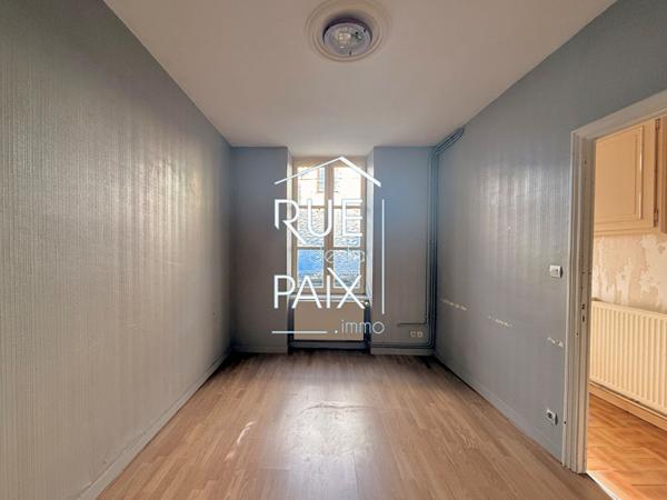 79200 PARTHENAY Maison de ville à Parthenay