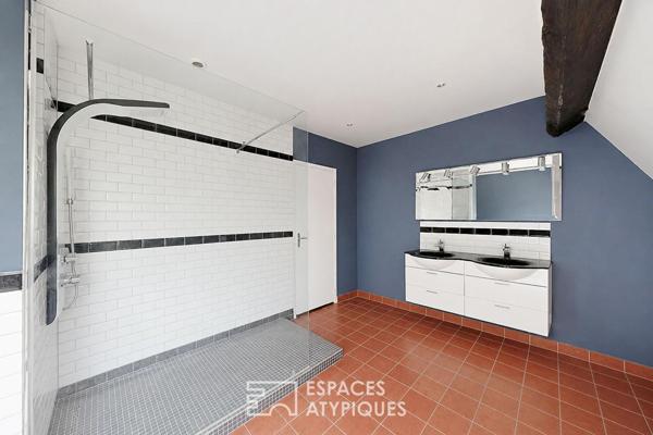 Maison d’architecte des années 70 et son domaine forestier d’exception