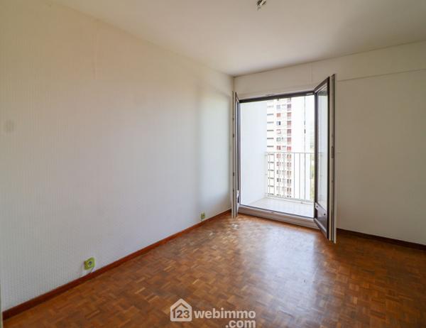 Appartement 66 m² à Marseille 13009