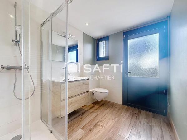 A 20 minutes d'Angers, venez découvrir cette grande maison familiale.