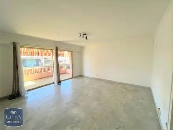 Appartement à vendre 3 pièces 71m² Antibes (06160)